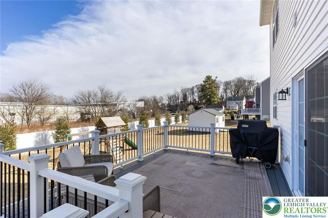 425 Chief Tatamy Street, Easton, PA 18045