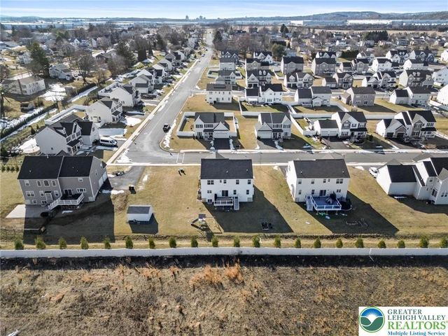 425 Chief Tatamy Street, Easton, PA 18045