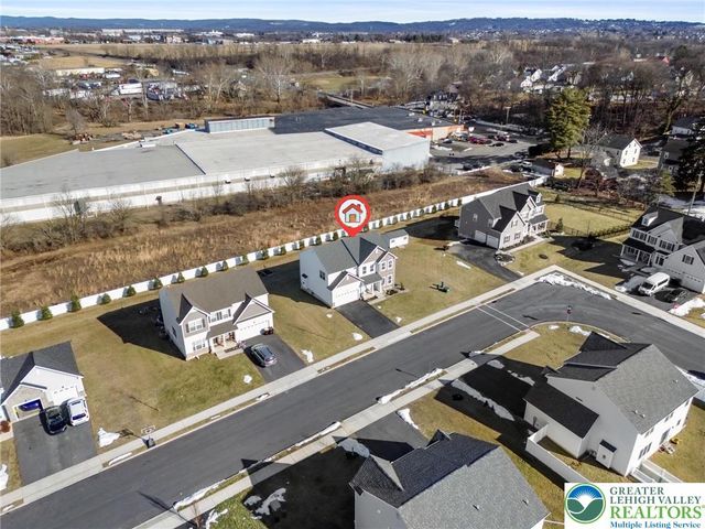 425 Chief Tatamy Street, Easton, PA 18045