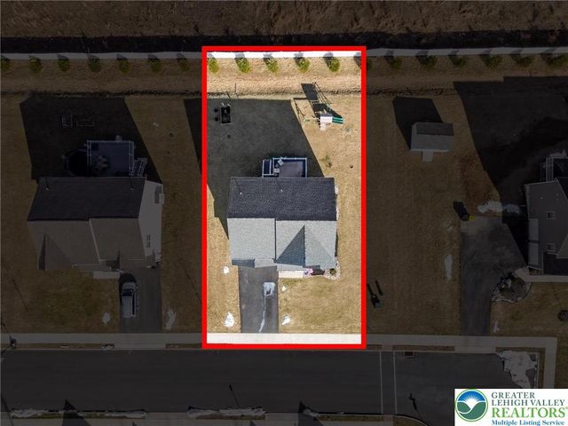 425 Chief Tatamy Street, Easton, PA 18045