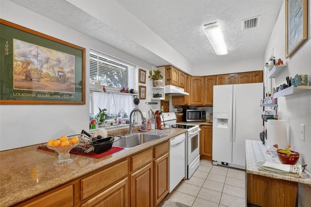 6515 SPANISH MOSS CIRCLE, Tampa, FL 33625