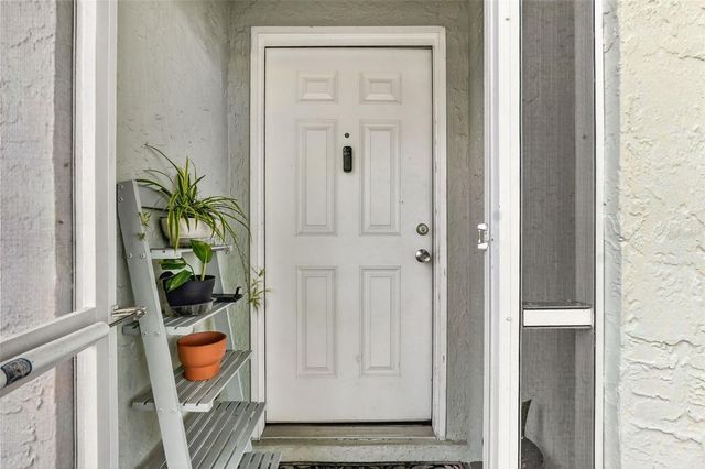 6515 SPANISH MOSS CIRCLE, Tampa, FL 33625