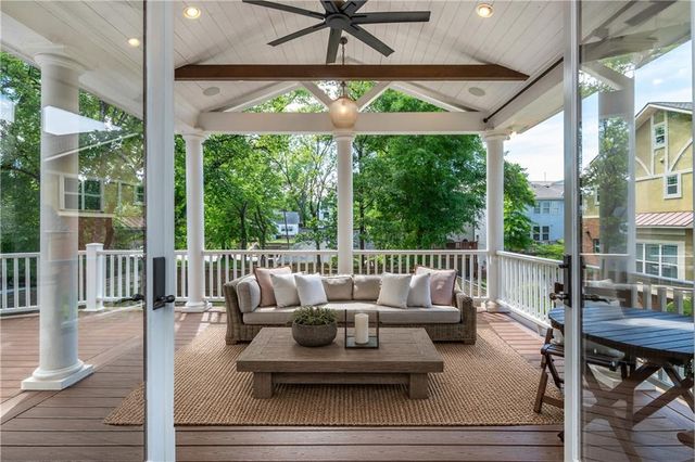 1252 Atlantic Drive NW, Atlanta, GA 30318
