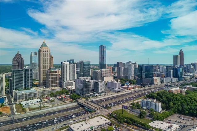 1252 Atlantic Drive NW, Atlanta, GA 30318