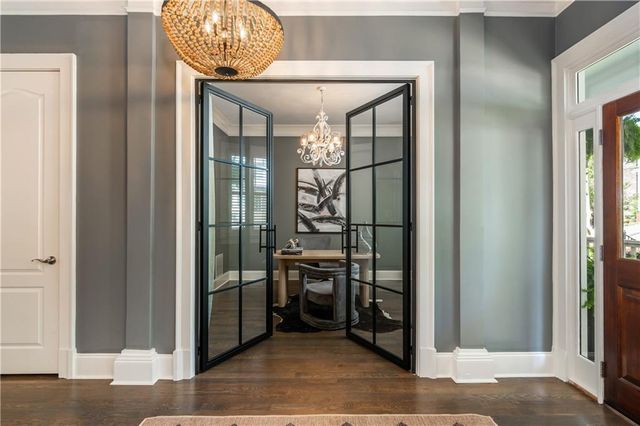1252 Atlantic Drive NW, Atlanta, GA 30318