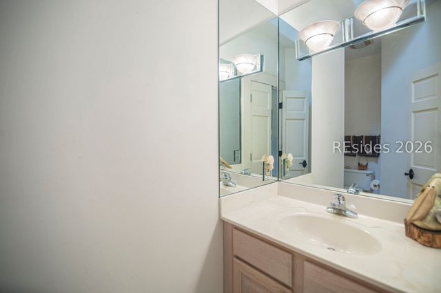 21 Pine Island Ct, Hilton Head Island, SC 29928