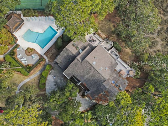 21 Pine Island Ct, Hilton Head Island, SC 29928