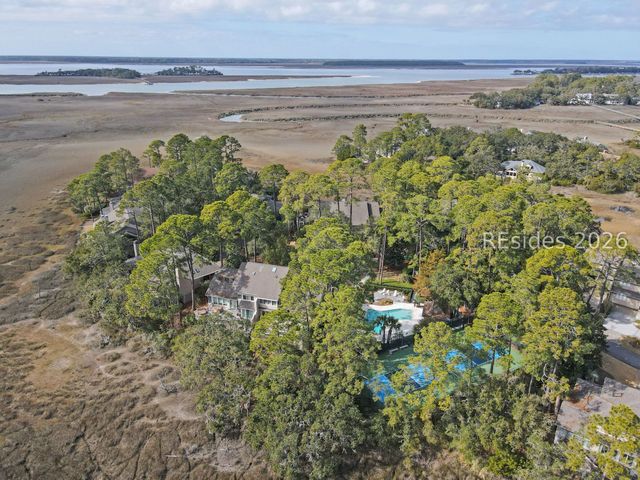 21 Pine Island Ct, Hilton Head Island, SC 29928