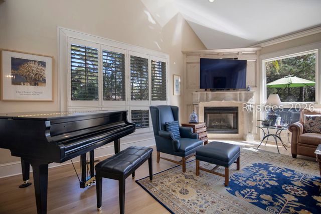 21 Pine Island Ct, Hilton Head Island, SC 29928