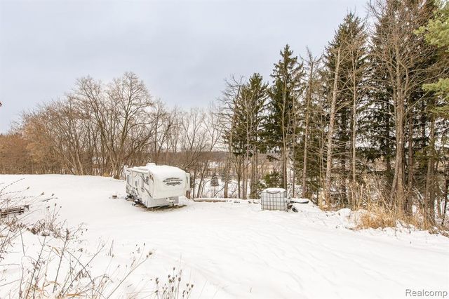 9525 Hegel Road, Goodrich, MI 48438