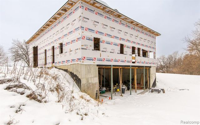 9525 Hegel Road, Goodrich, MI 48438