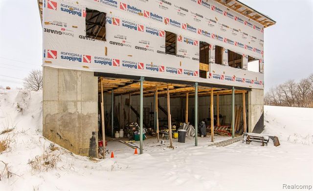 9525 Hegel Road, Goodrich, MI 48438