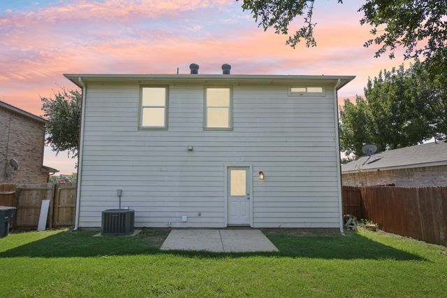 3920 Gray Oak Place, Dallas, TX 75212