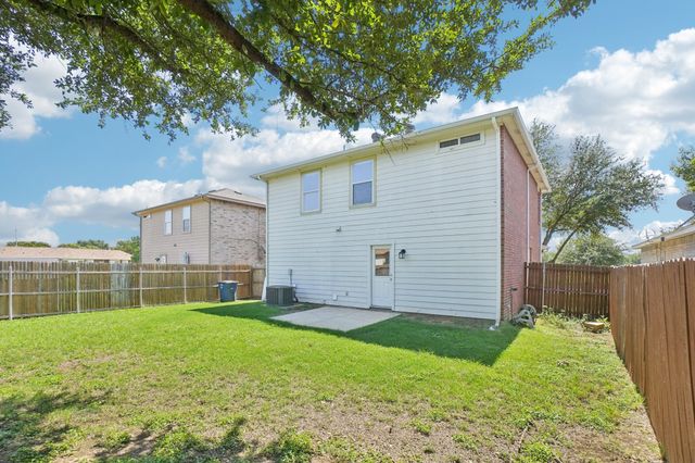 3920 Gray Oak Place, Dallas, TX 75212
