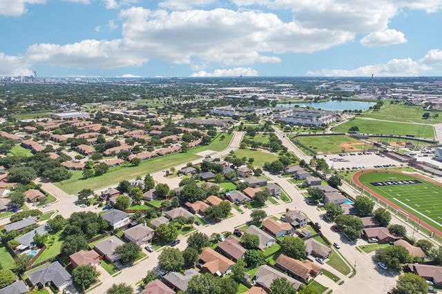 3920 Gray Oak Place, Dallas, TX 75212