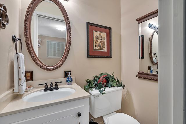 2011 E Warwick, Longview, TX 75601