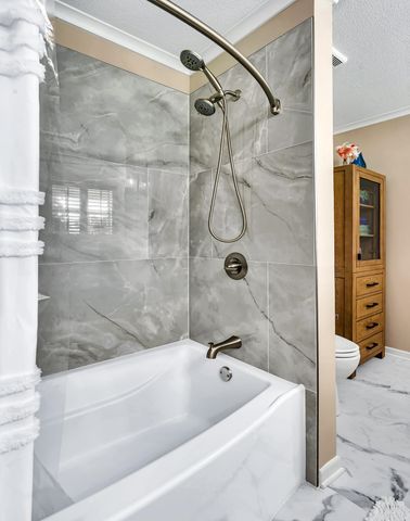 2011 E Warwick, Longview, TX 75601