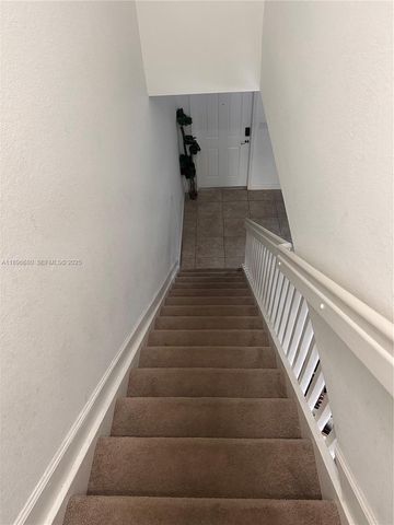 8867 W 35th Way, Hialeah, FL 33018