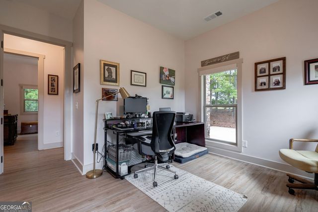 1364 Old Bishop Road, Bishop, GA 30621