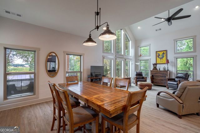 1364 Old Bishop Road, Bishop, GA 30621