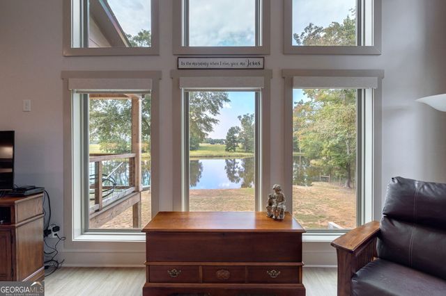 1364 Old Bishop Road, Bishop, GA 30621