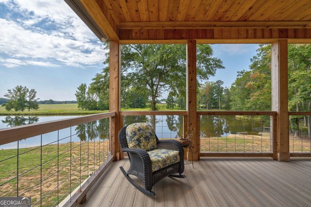 1364 Old Bishop Road, Bishop, GA 30621