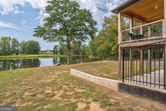 1364 Old Bishop Road, Bishop, GA 30621