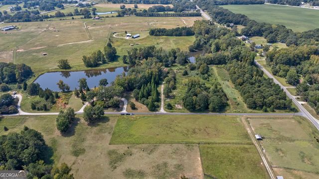 1364 Old Bishop Road, Bishop, GA 30621