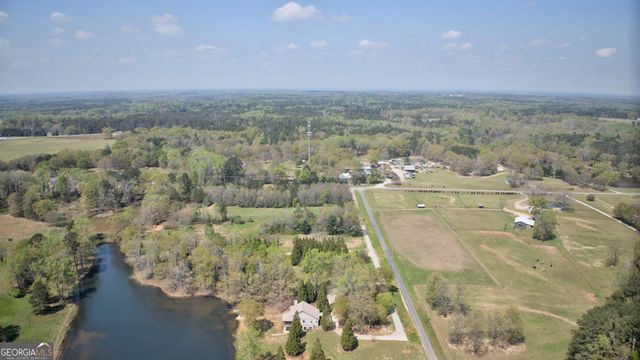 1364 Old Bishop Road, Bishop, GA 30621
