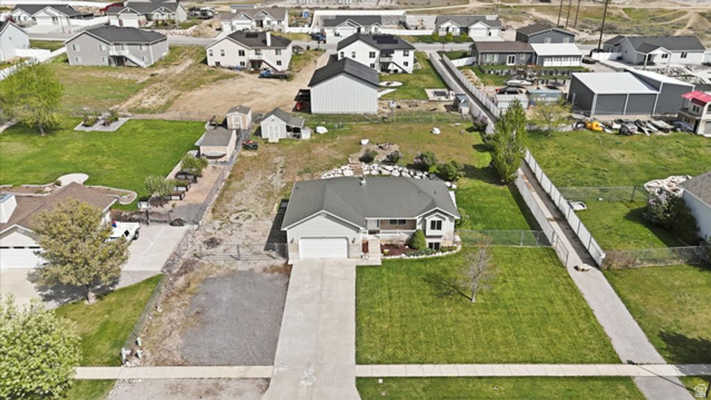 Image 32 of property listing at 6990 N 2350 W, Honeyville, UT 84314
