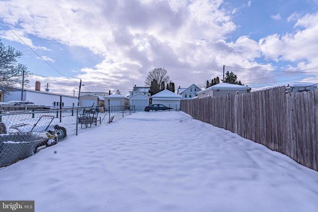 333 E HAZARD ST, Summit Hill, PA 18250