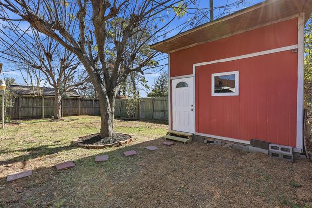2716 Windsor Lane, Pasadena, TX 77506