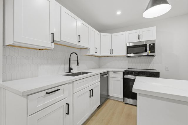 2716 Windsor Lane, Pasadena, TX 77506