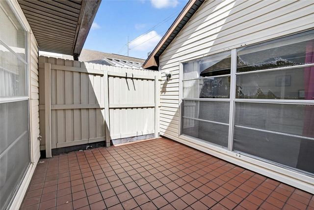 7041 SILVERMILL DRIVE, Tampa, FL 33635