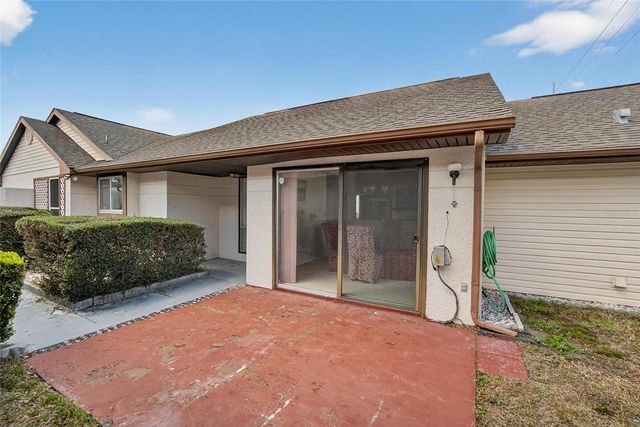 7041 SILVERMILL DRIVE, Tampa, FL 33635