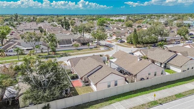 7041 SILVERMILL DRIVE, Tampa, FL 33635
