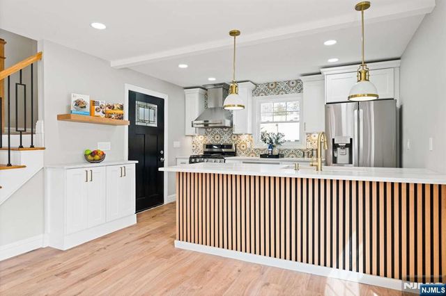57 E Hudson Avenue, Englewood, NJ 07631