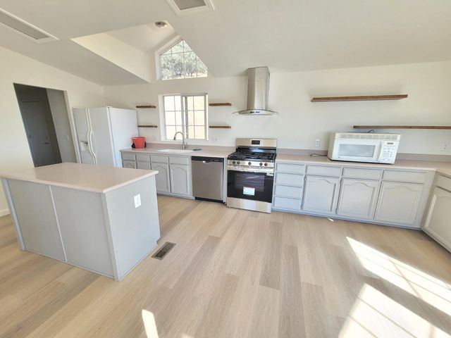 7318 Michelle Way, Browns Valley, CA 95918