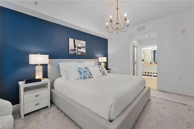 2710 Cypress Trace CIR # 3026, Naples, FL 34119