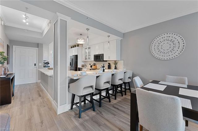 2710 Cypress Trace CIR # 3026, Naples, FL 34119