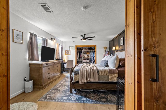 14302 Holland Road, Dickinson, TX 77539