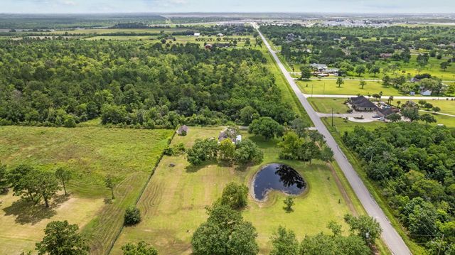 14302 Holland Road, Dickinson, TX 77539