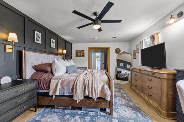 14302 Holland Road, Dickinson, TX 77539