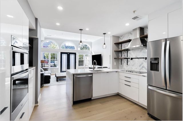 435 RHODE ISLAND AVE NW, Washington, DC 20001