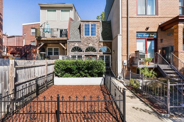 435 RHODE ISLAND AVE NW, Washington, DC 20001