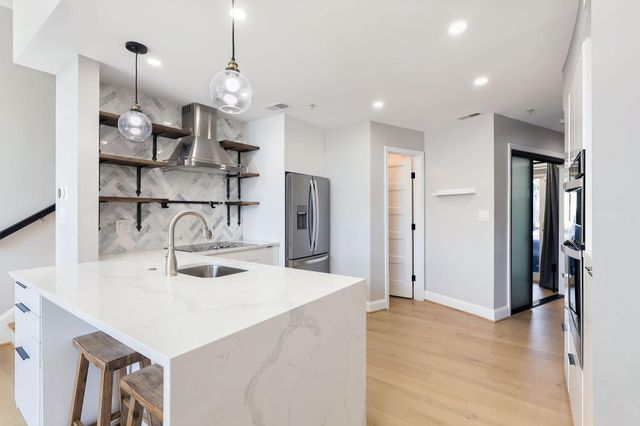 435 RHODE ISLAND AVE NW, Washington, DC 20001