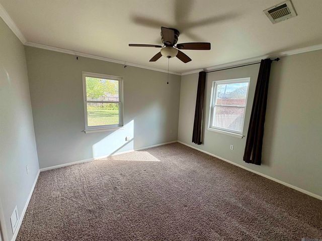 10387 Ridgely Dr, Baton Rouge, LA 70809