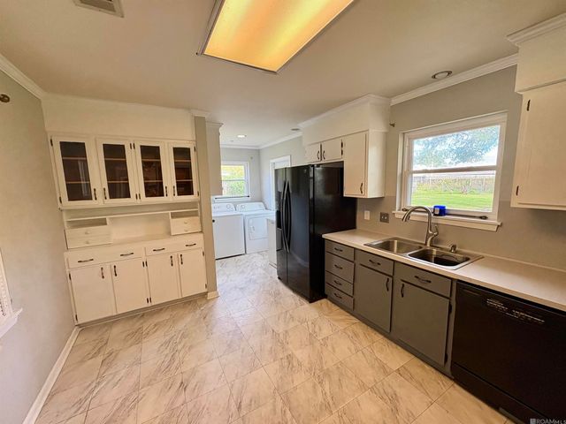 10387 Ridgely Dr, Baton Rouge, LA 70809