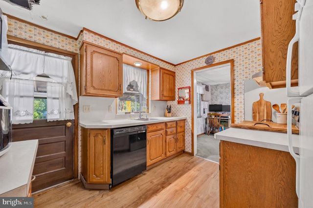 1469 LEHIGH PKWY S, Allentown, PA 18103