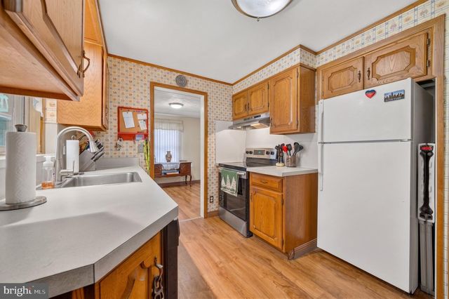 1469 LEHIGH PKWY S, Allentown, PA 18103